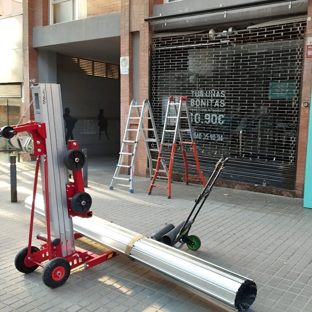 Instalación de Puerta Enrollable de Seguridad en Barcelona - Contacto persianas Sant Josep